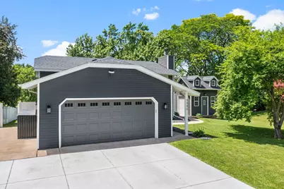 9486 Van Buren Street NE, Blaine, MN 55434 - Photo 8