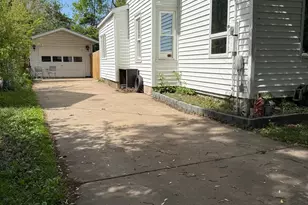 106 W 5th St, Cochrane, WI 54622 - Photo 2