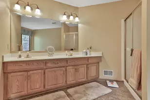 8113 Jewel Ave S, Cottage Grove, MN 55016 - Photo 28