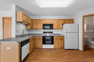 11446 Elmwood Ave N, Champlin, MN 55316 - Photo 12