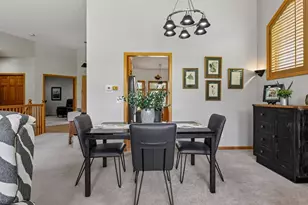 8732 Wedgemere Dr, Victoria, MN 55386 - Photo 14