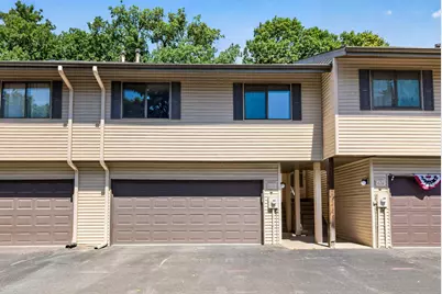 428 Pleasant Drive, Hastings, MN 55033 - Photo 10