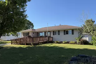 202 Kent Rd, Hoyt Lakes, MN 55750 - Photo 2