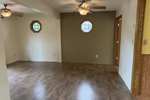 202 Kent Rd, Hoyt Lakes, MN 55750 - Photo 10
