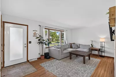 5948 Cavell Avenue N, New Hope, MN 55428 - Photo 6
