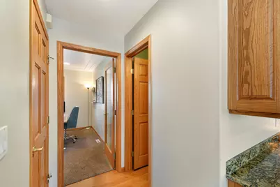 309 43rd Avenue S, Moorhead, MN 56560 - Photo 10
