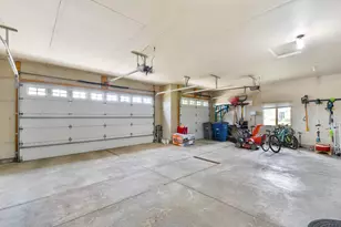 309 43rd Ave S, Moorhead, MN 56560 - Photo 48