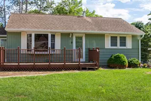 1019 Maple St, Red Wing, MN 55066 - Photo 2