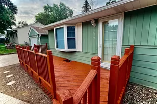 1019 Maple St, Red Wing, MN 55066 - Photo 2