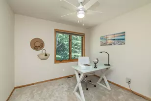 1104 Falls Curve, Chaska, MN 55318 - Photo 26