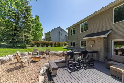 1104 Falls Curve, Chaska, MN 55318 - Photo 52