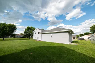 1201 Lyndon Ave S, Glyndon, MN 56547 - Photo 6