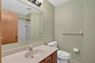 21 Carriage Ln, Burnsville, MN 55306 - Photo 24