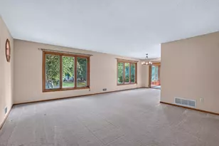 21 Carriage Ln, Burnsville, MN 55306 - Photo 16