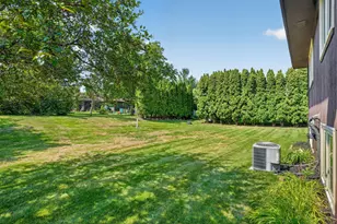 21 Carriage Ln, Burnsville, MN 55306 - Photo 38
