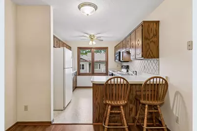 1799 1/2 County Road E E #30, White Bear Lake, MN 55110 - Photo 16