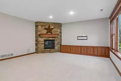 2404 Fieldstone Curve, Woodbury, MN 55129 - Photo 48