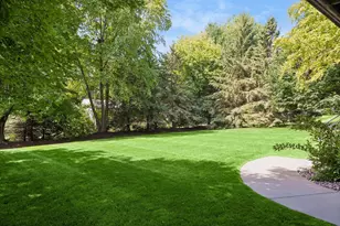 2404 Fieldstone Curve, Woodbury, MN 55129 - Photo 64