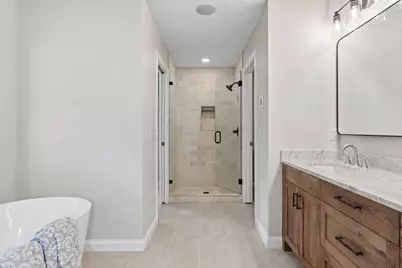 2404 Fieldstone Curve, Woodbury, MN 55129 - Photo 36