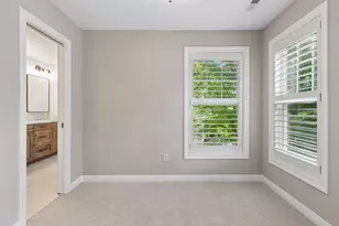 2404 Fieldstone Curve, Woodbury, MN 55129 - Photo 34