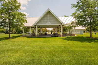 2404 Fieldstone Curve, Woodbury, MN 55129 - Photo 66