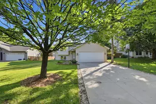 975 Savannah Rd, Eagan, MN 55123 - Photo 38