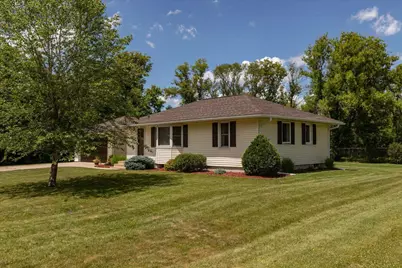 1305 25th Street SE, Rochester, MN 55904 - Photo 4