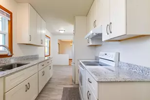 2843 Churchill St, Roseville, MN 55113 - Photo 14