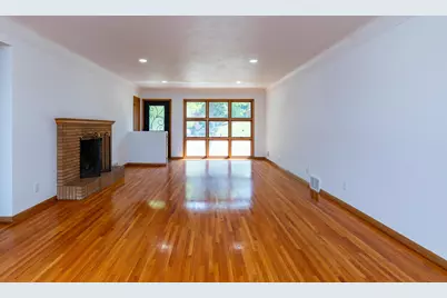 2843 Churchill Street, Roseville, MN 55113 - Photo 8