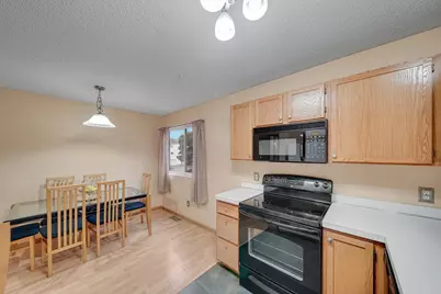 9084 Terra Verde Trail, Eden Prairie, MN 55347 - Photo 10