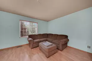 9084 Terra Verde Trail, Eden Prairie, MN 55347 - Photo 6