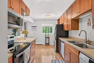 240 Wentworth Ave W, West Saint Paul, MN 55118 - Photo 12