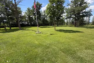 26790 Co Rd 15, Roseau, MN 56751 - Photo 32