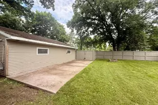 614 8th Ave SW, Little Falls, MN 56345 - Photo 8