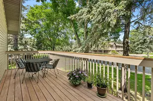 926 Sherwood Rd, Shoreview, MN 55126 - Photo 10