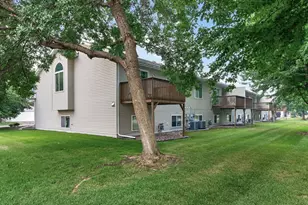 889 125th Dr NE, Blaine, MN 55434 - Photo 32