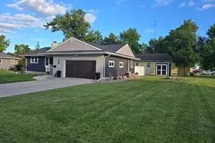1207 W Park Ave, Olivia, MN 56277 - Photo 4