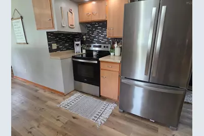 1207 W Park Avenue, Olivia, MN 56277 - Photo 10