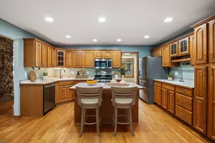 15700 Logarto Ln, Burnsville, MN 55306 - Photo 8