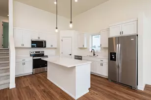 3734 33rd St S, Moorhead, MN 56560 - Photo 8