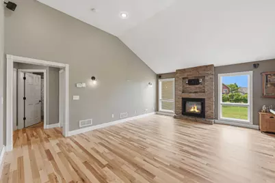 868 Brady Lane, New Richmond, WI 54017 - Photo 6