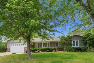 2005 Kelly Dr, Golden Valley, MN 55427 - Photo 1