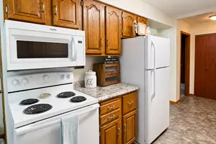 1629 Poplar Dr, Red Wing, MN 55066 - Photo 8