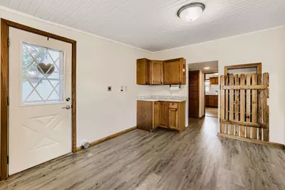 114 Frost Street W, South Saint Paul, MN 55075 - Photo 12