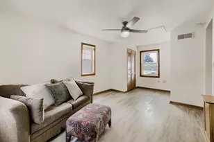 114 Frost St W, South Saint Paul, MN 55075 - Photo 6