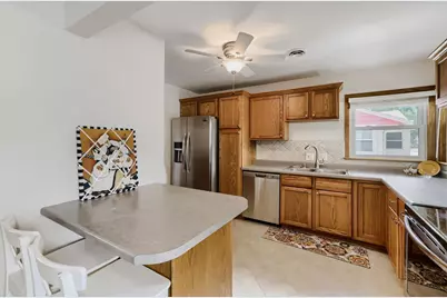 114 Frost Street W, South Saint Paul, MN 55075 - Photo 8