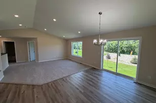 17703 Empire Trail, Lakeville, MN 55044 - Photo 6