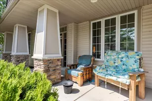 2001 Buffalo Run Rd, Buffalo, MN 55313 - Photo 2