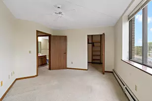 2601 Kenzie Terrace, Saint Anthony, MN 55418 - Photo 16
