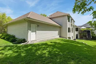 16560 Lake Ridge Dr, Maple Grove, MN 55311 - Photo 50